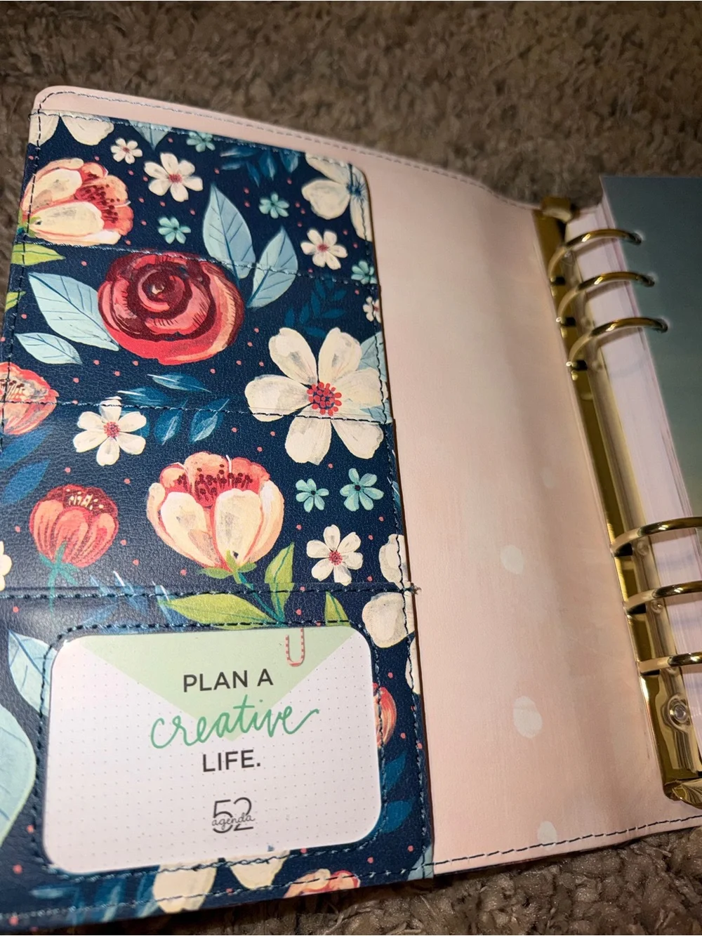 Agenda 52 Planner + extra lined pages!